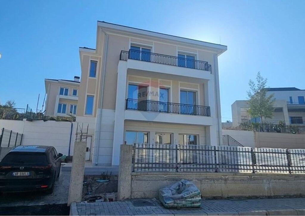Villa - In Vendita - Collina Verde, Tirana(ID: 530571005-45)