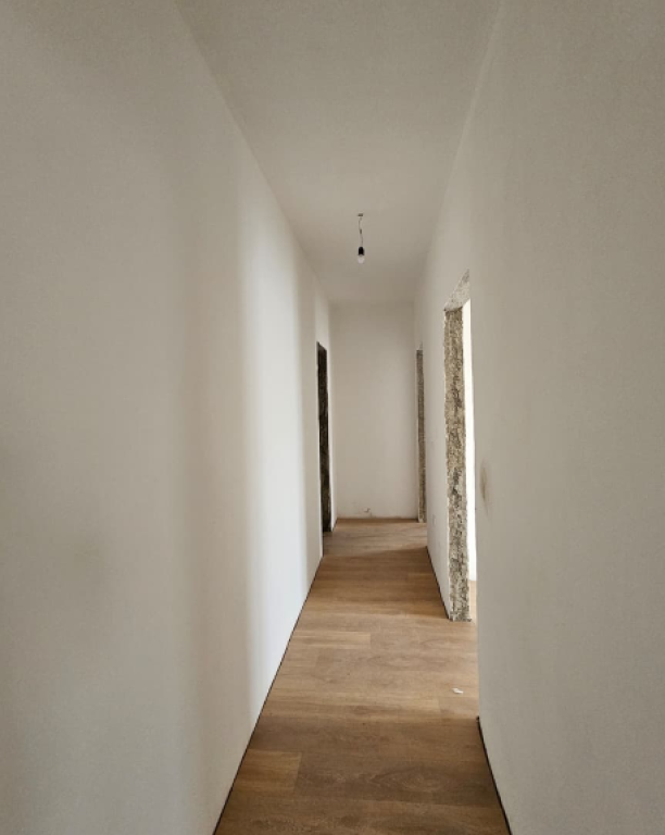 🏡 Apartment 2+1+2 for Sale – Tirana Complex Entry 2