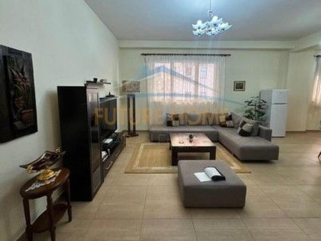 Affitto, Appartamento 2+1+2, Centro !!