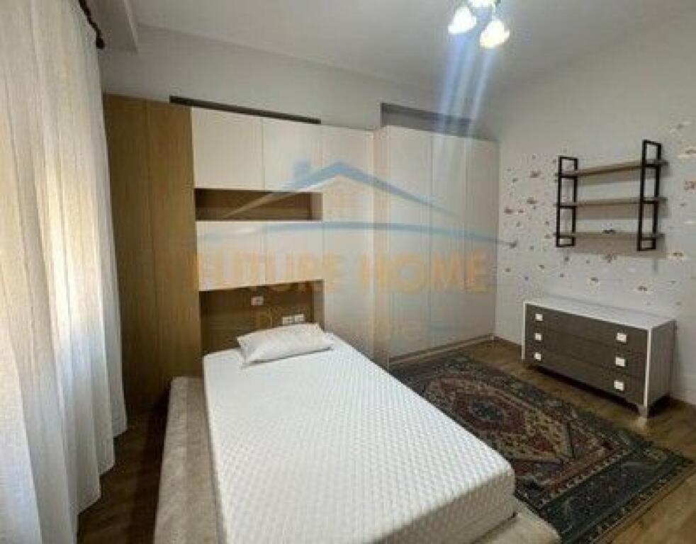 Affitto, Appartamento 2+1+2, Centro !!