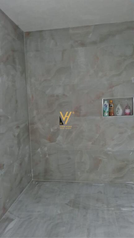 MONOLOCALE 25 M2 IN AFFITTO IN CENTRO 50.000 LEKE