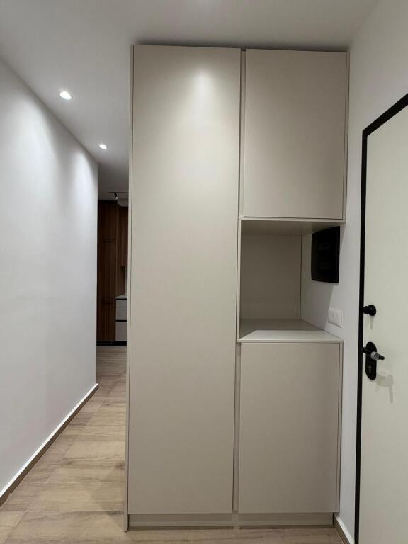 🏡 Appartamento moderno 1+1 in affitto – Zogu i Zi!!!