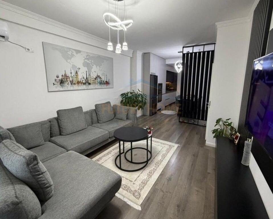 Shitet, Apartament 2+1, Don Bosko, Tiranë.!