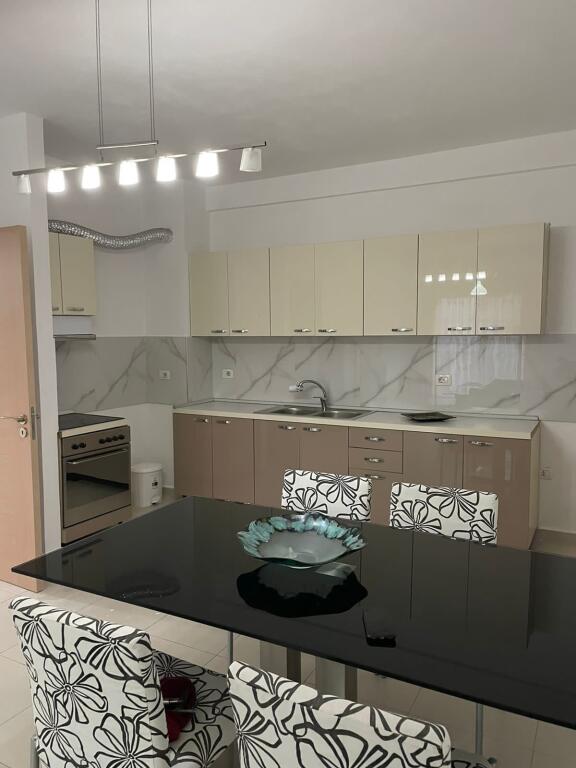 Apartament 3+1 ne Yzberisht!