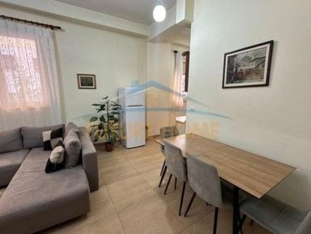 Affitto, Appartamento 2+1+2, Centro !!