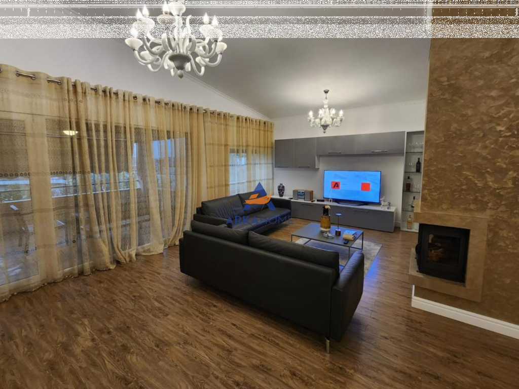 VILLA SU DUE PIANI IN AFFITTO "PRESSO LA RESIDENZA LONG HILL" 2000 EURO