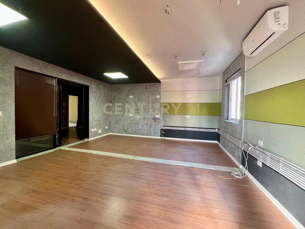 IN AFFITTO, SPAZIO UFFICIO MODERNO - 160 m2, PIAZZA WILSON‼️