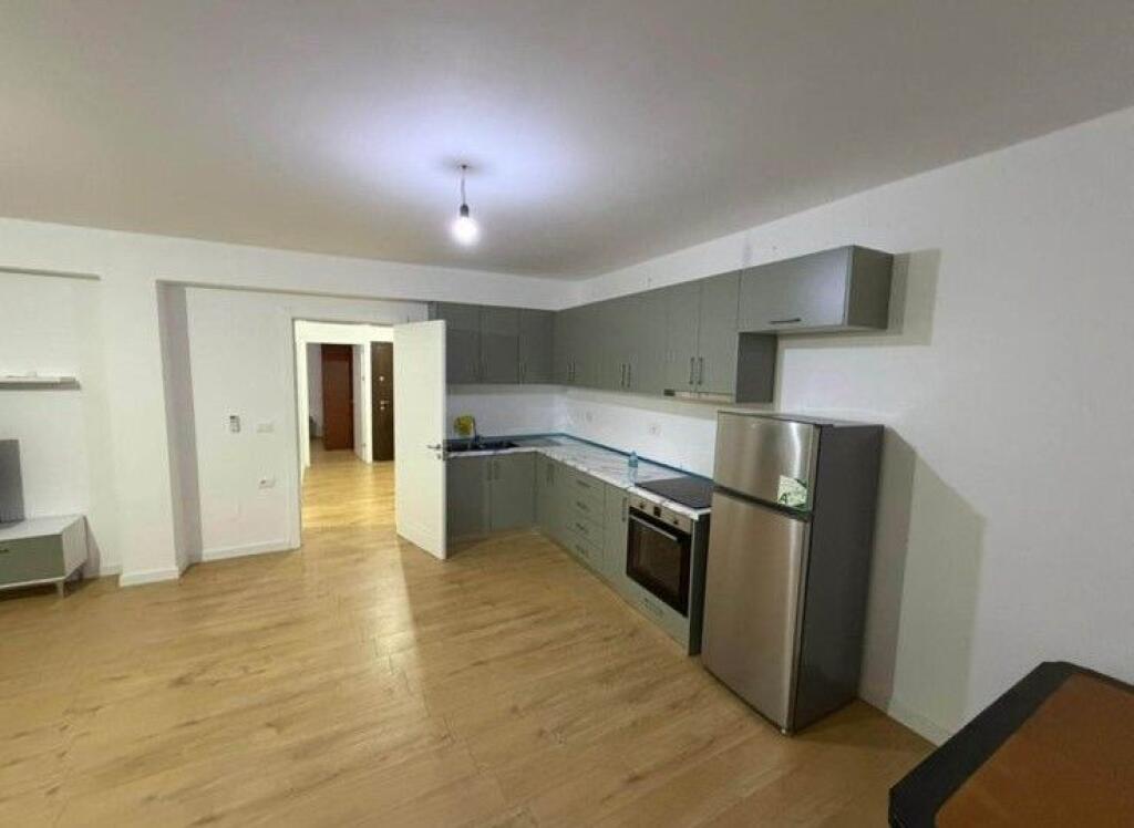 🏠 Apartment 3+1 for rent – Laprakë, Lord Byron Street!!!