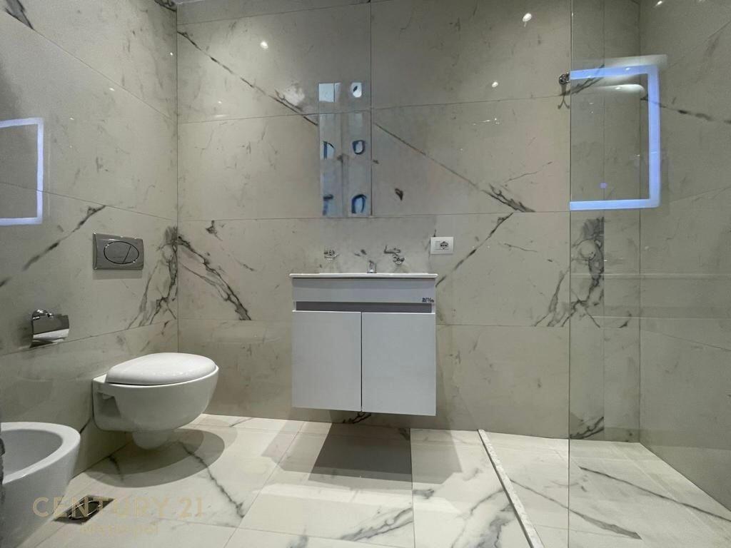 Jepet me qera apartament 1+1 rruga e kosovareve!!