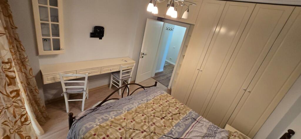 Appartamento Premium  - In Affitto - Prezzo 950 Eur 3+1+2, Tirana