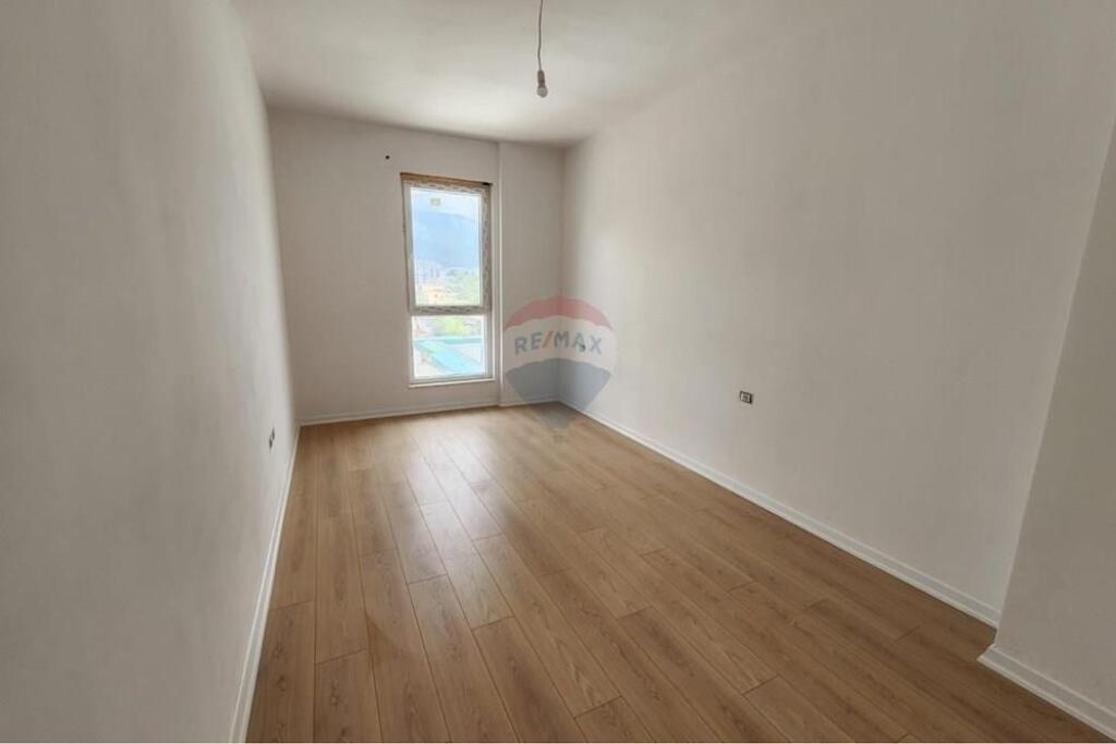 Apartment 1+1 for sale at 5 Maji!