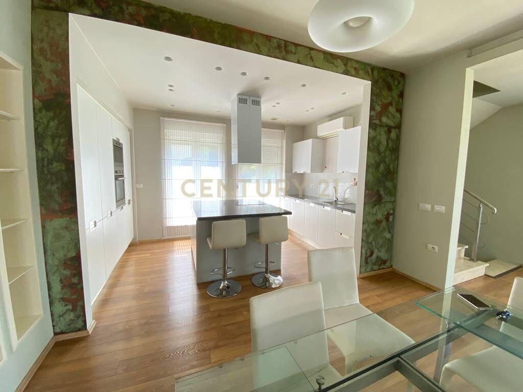Villa for Rent - White House Complex TEG