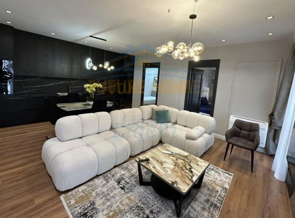 Rent, Apartment 3+1+Parking Space, Kavaja Street, Garden Building, Tirana.