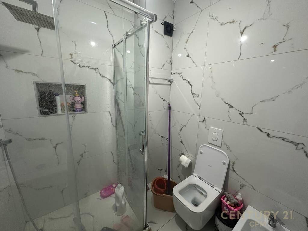Appartamento 1+1 in Vendita a Kamez Centro, Tirana 85.000 € Sup. Totale 72m2