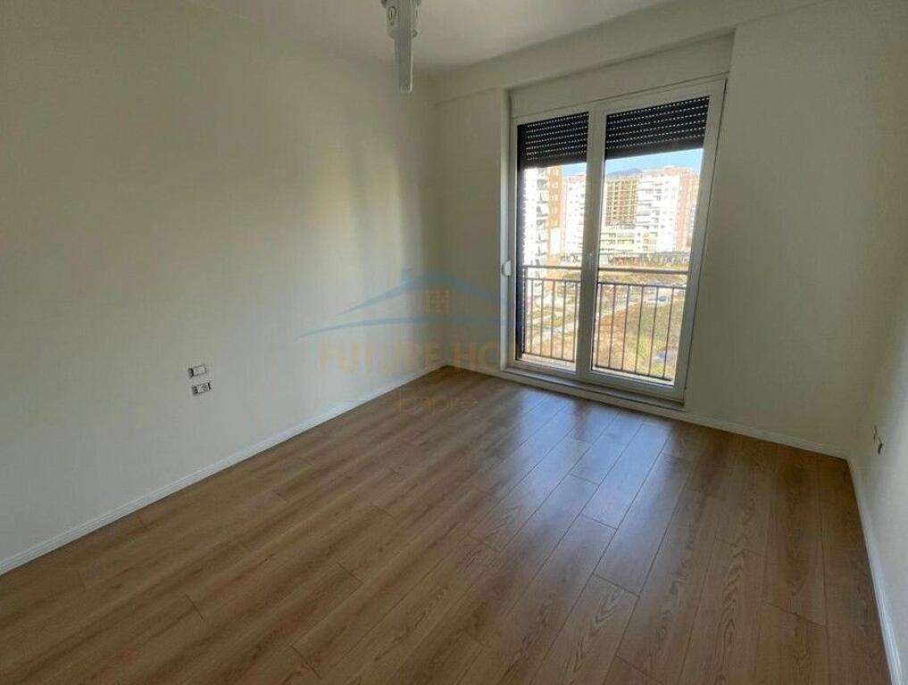 Qera, Apartament 2+1+2 tek Fusha e Aviacionit, Tirane.