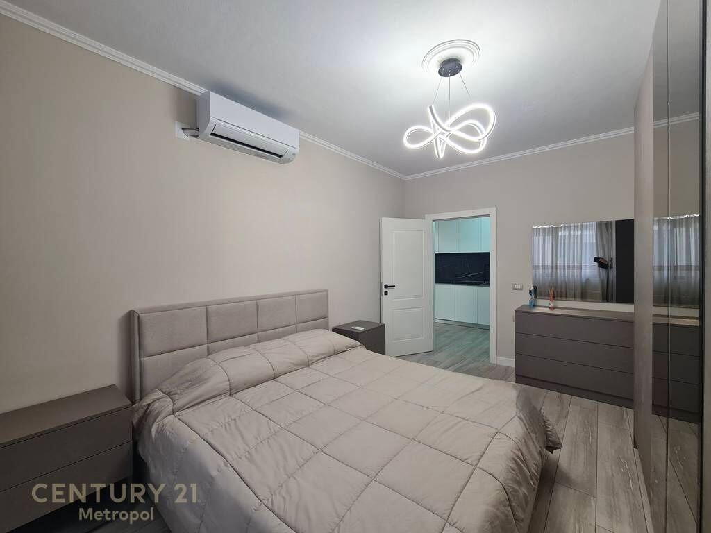 Jepet me qera apartament 1+1 rruga e kosovareve!!