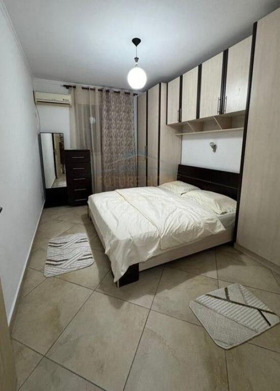 Rent, Apartment 3+1, Kavaja Street, Tirana.!