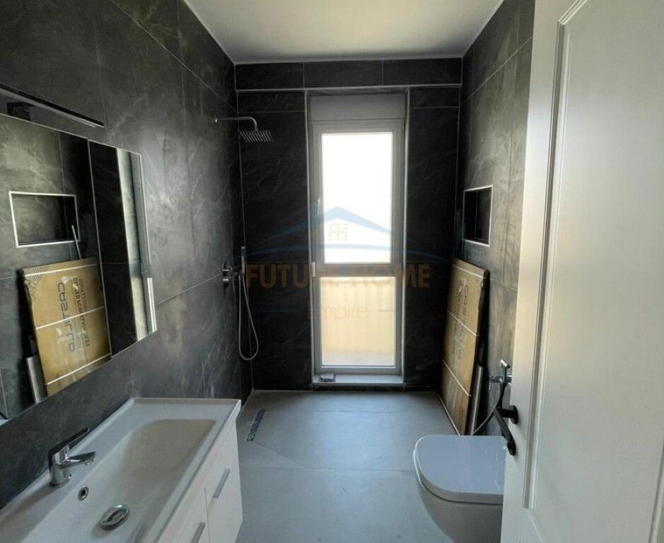 Qera, Apartament 2+1+2 tek Fusha e Aviacionit, Tirane.