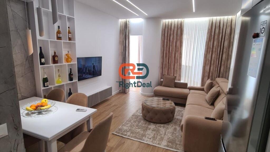 In Don Bosko, Apartment 3+1 Totally Invested for Sale!!