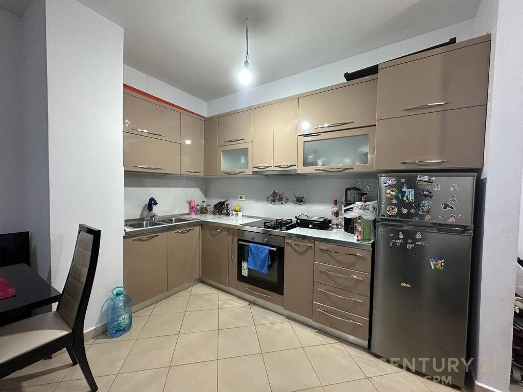 Appartamento 1+1 in Vendita a Kamez Centro, Tirana 85.000 € Sup. Totale 72m2