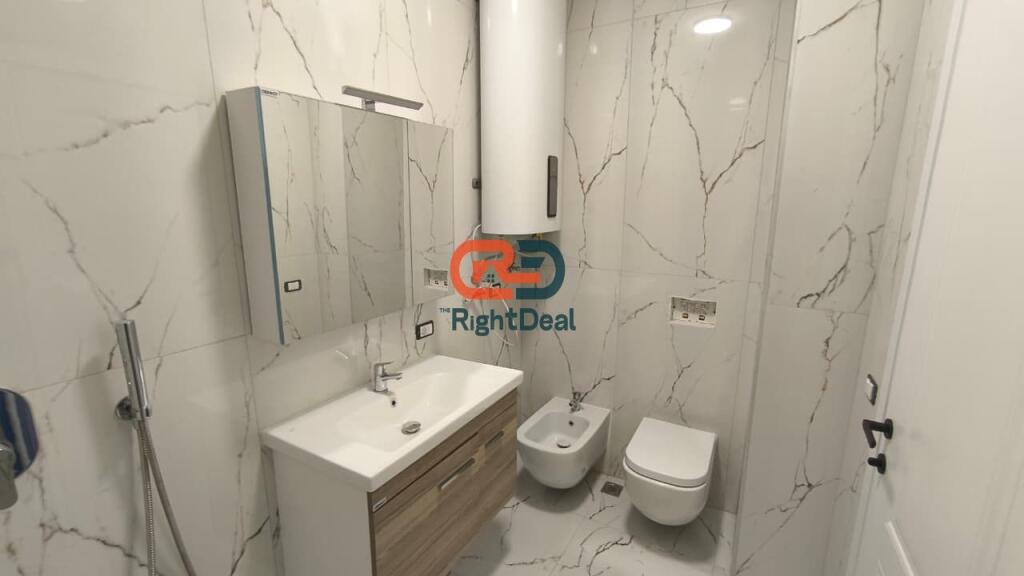 Tek Ish Fusha E Aviacionit Jepet Me Qira Apartament 2+1+2 I Sapo Investuar!