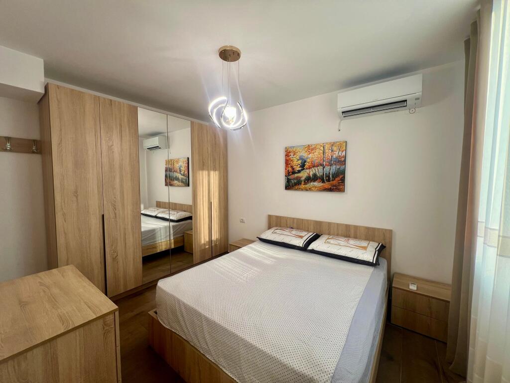 📣 QERA GARSONIERE 📍 Prane Shkolles “Deshmoret e Lirise” 🛣️ Rruga "Margarita Tutulani" ✨