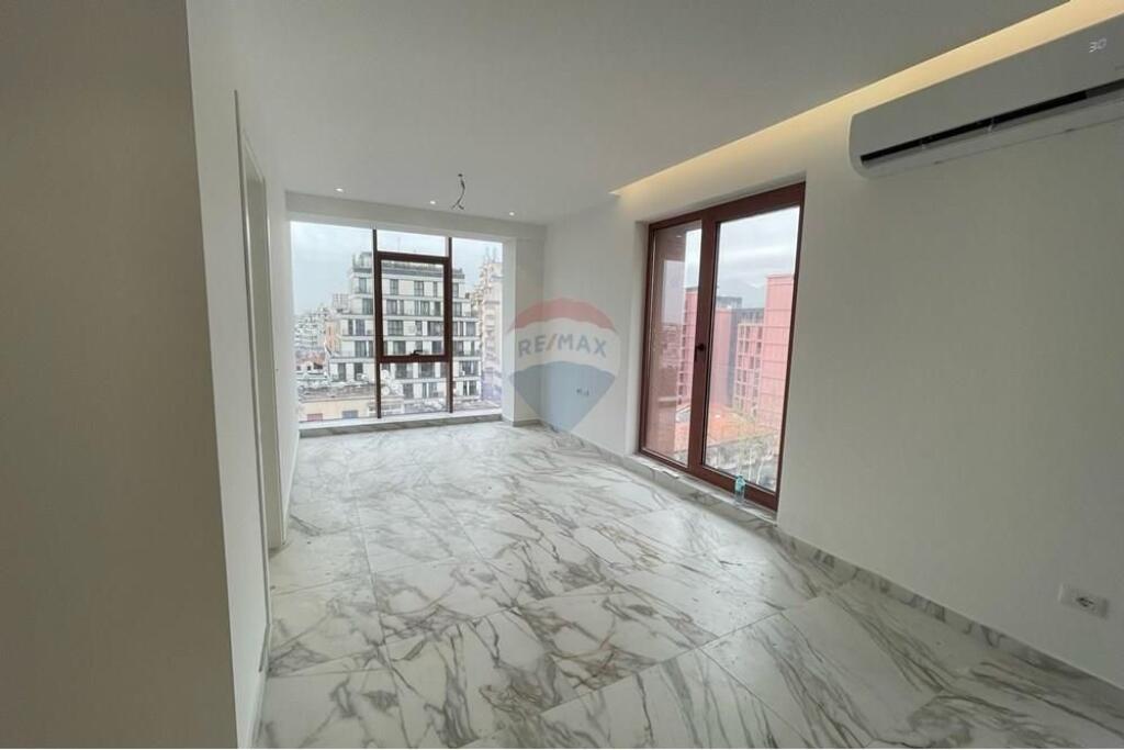 Apartment - For Sale - Kavaja Street, Tirana(ID: 530191009-1693)