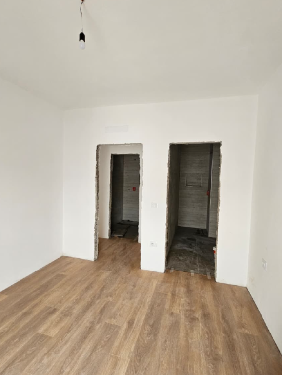 🏡 Apartment 2+1+2 for Sale – Tirana Complex Entry 2
