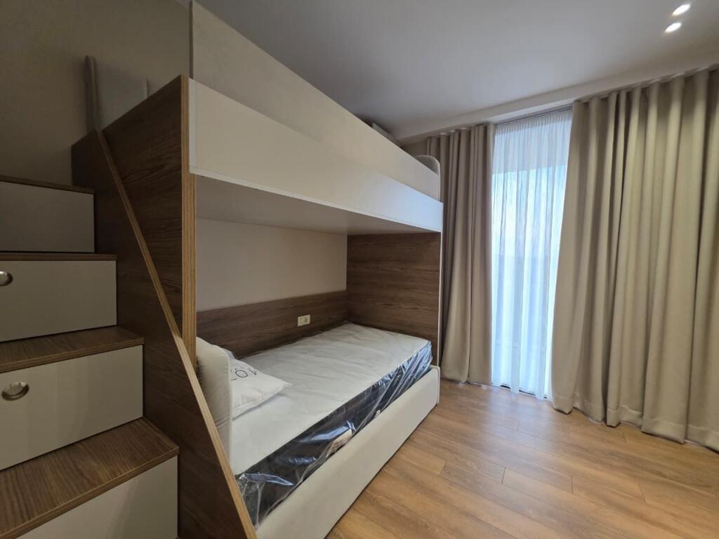 🏡 Apartament Luksoz 2+1 me Qira – Golden Tower, Rruga Mine Peza.
