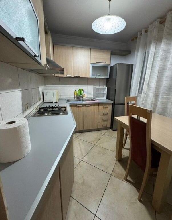 Affitto, Appartamento 3+1, Via Kavaja, Tirana.