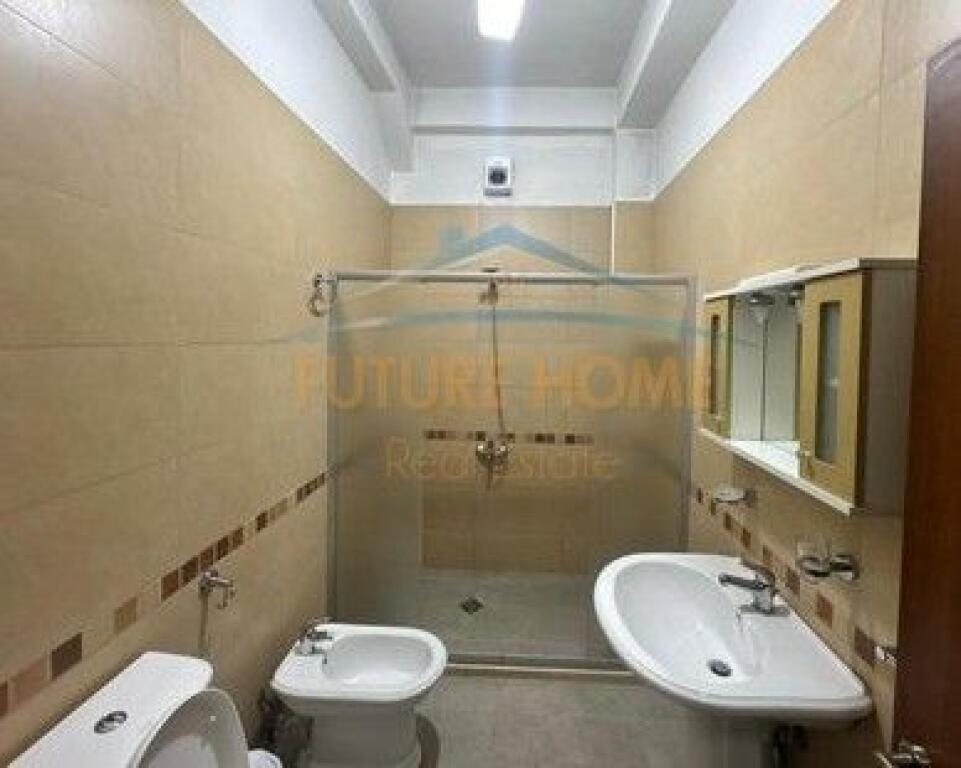 Affitto, Appartamento 2+1+2, Centro !!