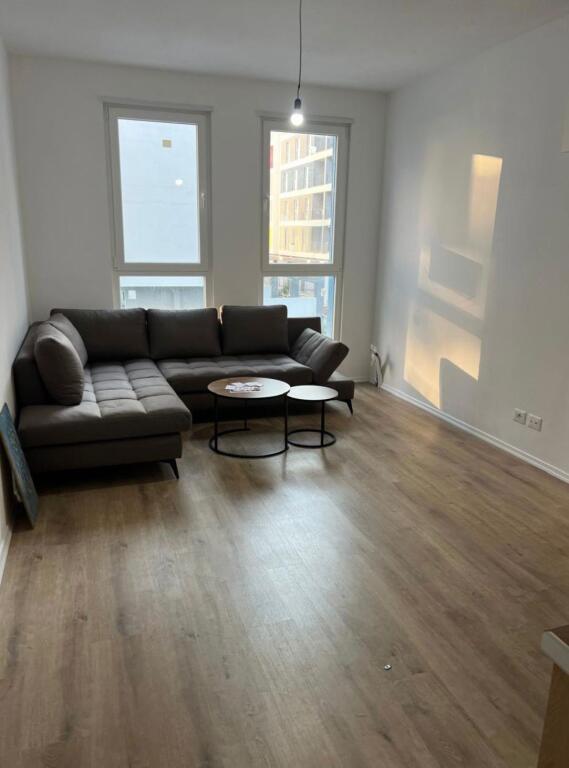 APARTAMENT NE SHITJE 1+1 TE UNIVERS CITY