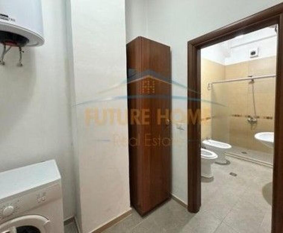 Affitto, Appartamento 2+1+2, Centro !!