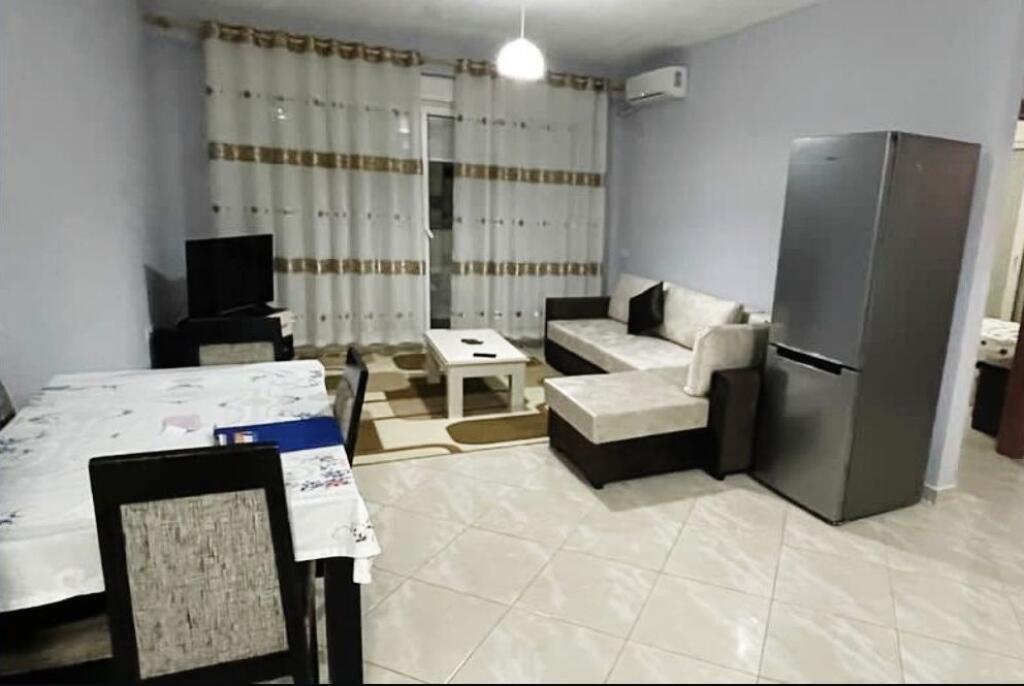 2+1,i mobiluar kompleks fz construksion,550 euro - Pamja 2