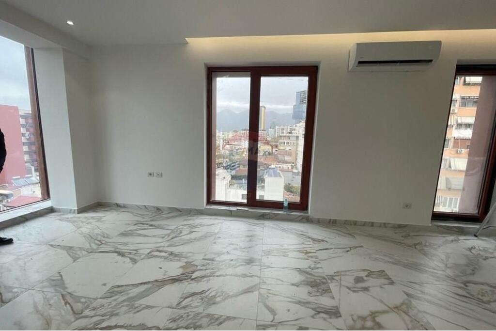 Apartment - For Sale - Kavaja Street, Tirana(ID: 530191009-1693)