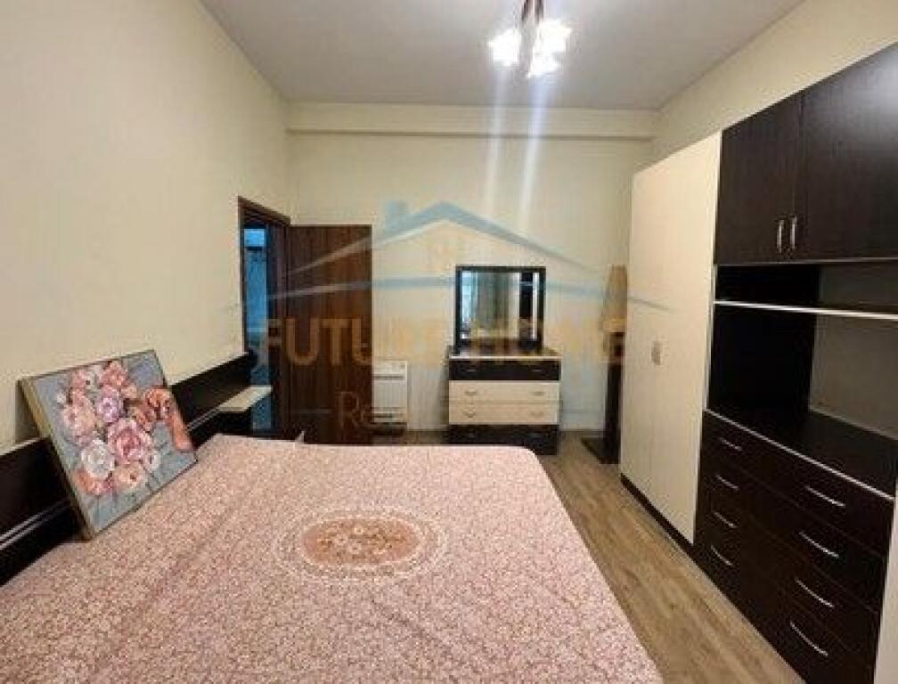 Affitto, Appartamento 2+1+2, Centro !!