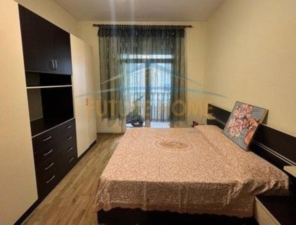 Affitto, Appartamento 2+1+2, Centro !!