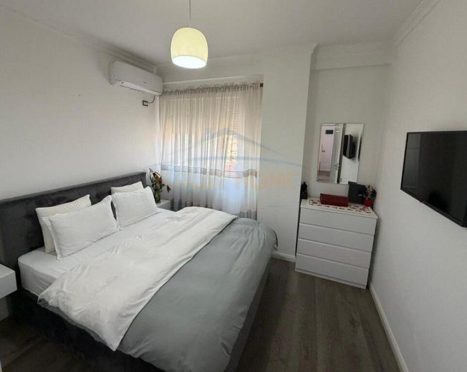 Shitet, Apartament 2+1, Don Bosko, Tiranë.!