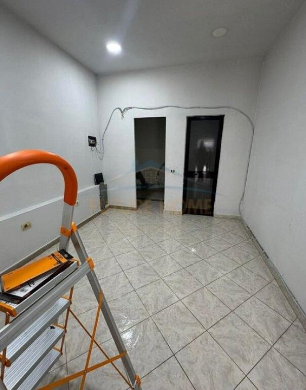 Affitto, Locale Commerciale, Palazzi Cabej, Misto Mame, Tirana.