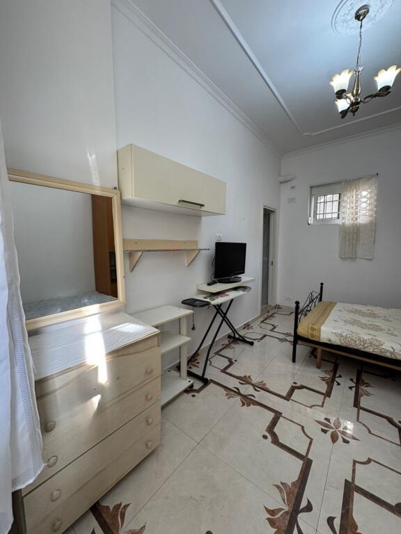 Monolocale in affitto (vicino al Tribunale) Durres