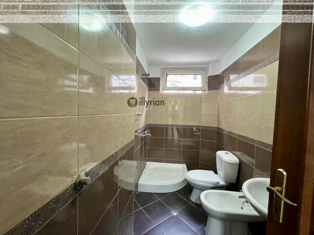 Appartamento 2+1 in Affitto, “Bulevardi Zogu i Parë”, Tirana