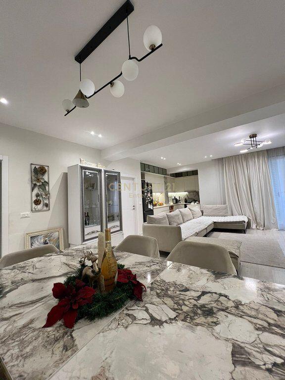 Apartment 2+1 For Sale in Dinamo Stadium