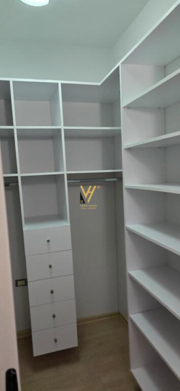 JEPET APARTAMENT 3+1+2+2 BLK ME QERA TE KODRA E DIELLIT 1.100 EURO