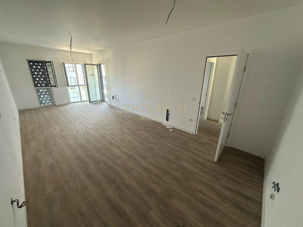 FOR SALE APARTMENT 1 + 1 AT EMERALD CENTER 5 MAJI STREET! 185,000 €