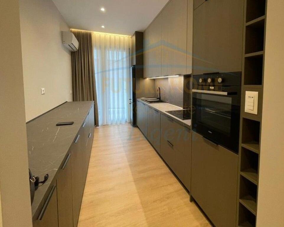 Affitto, Appartamento 3+1+POSTO AUTO, Green Valley, Tirana..