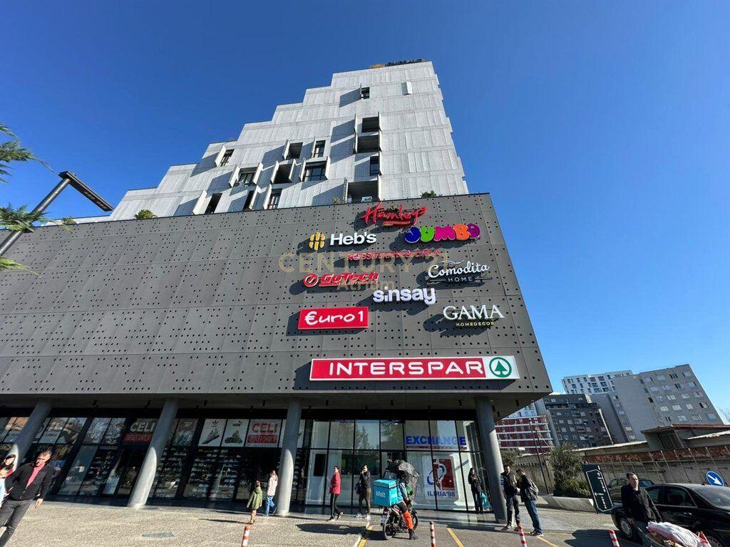 SHITET APARTAMENT 1 + 1 TEK EMERALD CENTER RRUGA 5 MAJI !