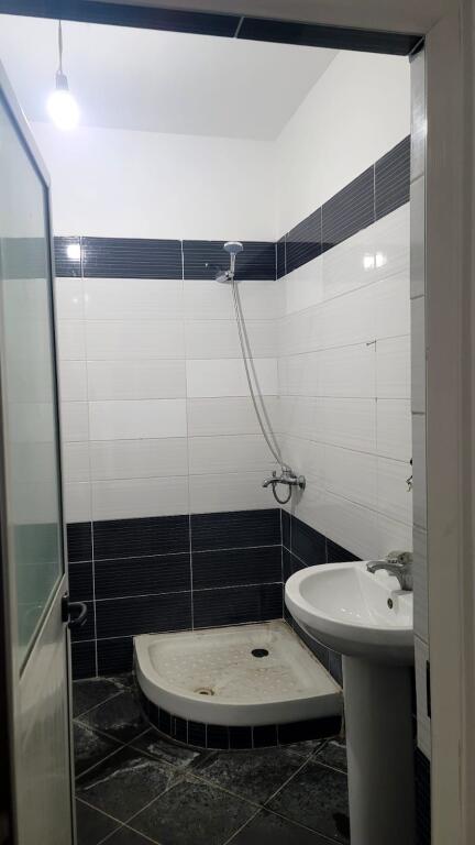 For rent 2+1 empty with counter buffet in Astir