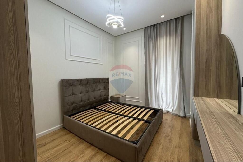 Super Apartament Luksoz me Qira te Air Albania!