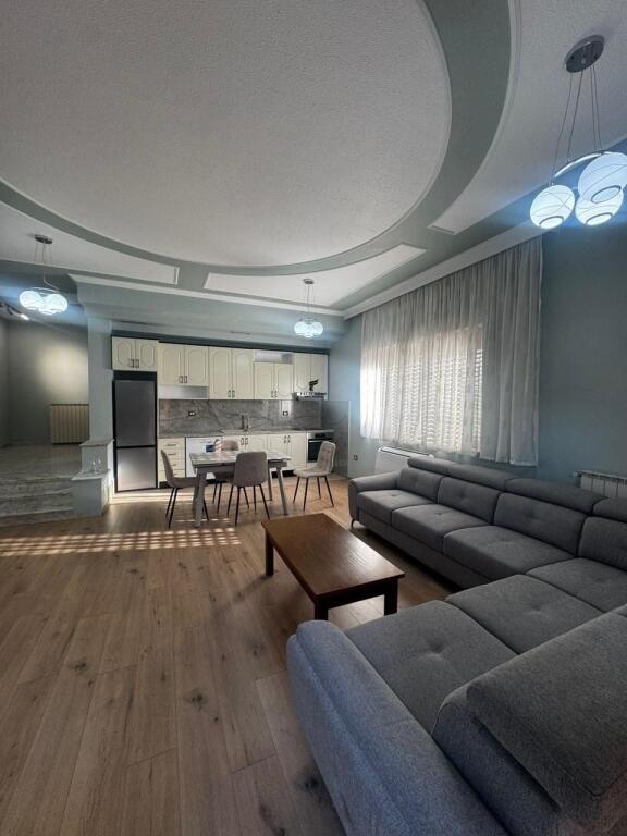APARTAMENT ME QERA 2+1 ALI DEMI 70.000 LEKE