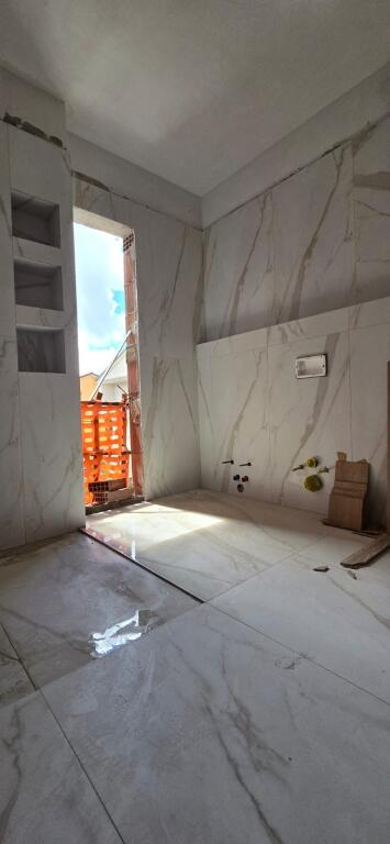 Shitet apartament 1+1 tek Rruga e Burgut!